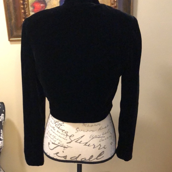 ⭐️Cache Classic velvet lined long sleeve elegant dress up or down cropped jacket - Picture 4 of 9